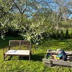 Leete Residence- 3br Family Friendly With Huge Garden&free Parking