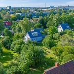Leete Residence- 3br Family Friendly With Huge Garden&free Parking