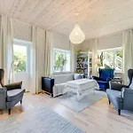 Leete Residence- 3br Family Friendly With Huge Garden&free Parking Lägenhet