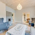 Leete Residence- 3br Family Friendly With Huge Garden&free Parking Lägenhet Tallinn