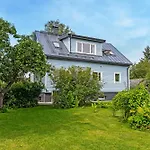 Leete Residence- 3br Family Friendly With Huge Garden&free Parking * Tallinn