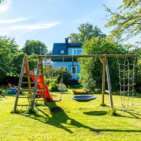 Leete Residence- 3br Family Friendly With Huge Garden&free Parking * Tallinn