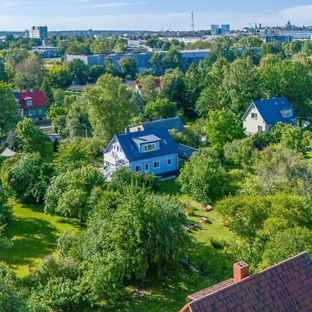 New 3br Family Friendly With Huge Garden&free Parking