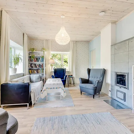 Leete Residence- 3br Family Friendly With Huge Garden&free Parking * Tallinn