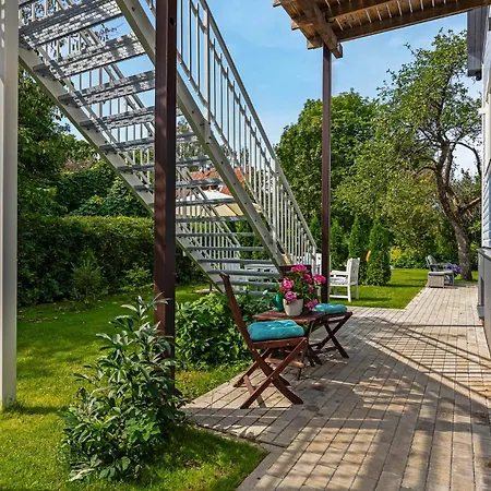 Daire Leete Residence- 3br Family Friendly With Huge Garden&free Parking Tallinn