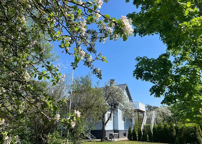 Daire Leete Residence- 3br Family Friendly With Huge Garden&free Parking Tallinn