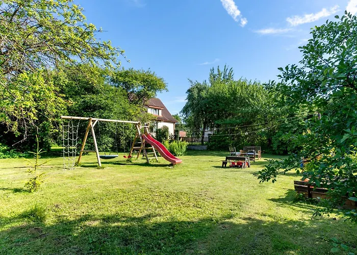 Daire Leete Residence- 3br Family Friendly With Huge Garden&free Parking *