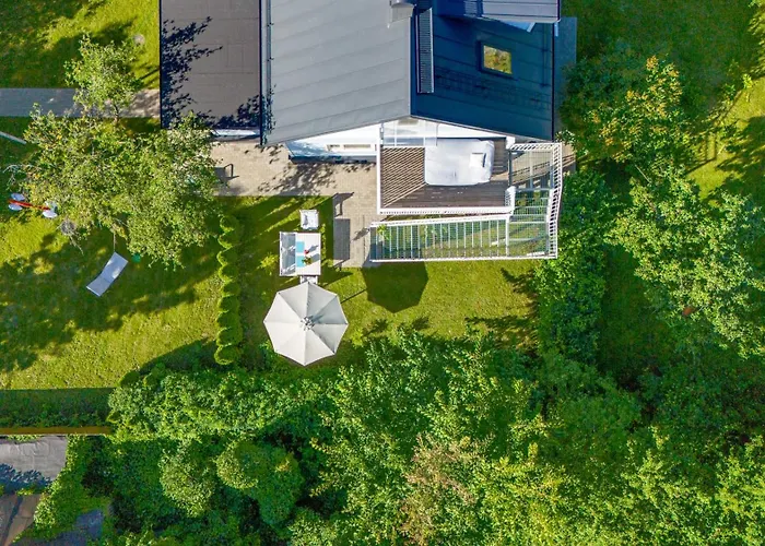 Leete Residence- 3br Family Friendly With Huge Garden&free Parking * Tallinn