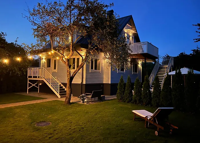 Leete Residence- 3br Family Friendly With Huge Garden&free Parking Tallinn