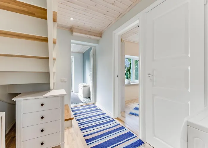 Leete Residence- 3br Family Friendly With Huge Garden&free Parking Apartman