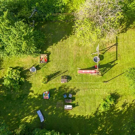 New 3br Family Friendly With Huge Garden&free Parking タリン