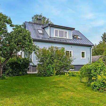 Leete Residence- 3br Family Friendly With Huge Garden&free Parking * Tallinn