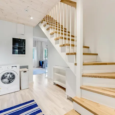 New 3br Family Friendly With Huge Garden&free Parking タリン